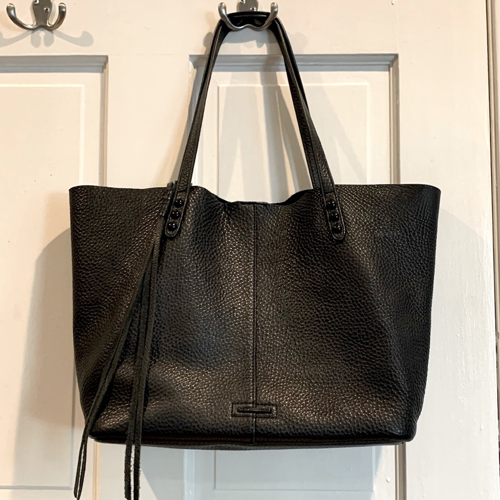 Cool-chick minkoff tote, Pristine condition